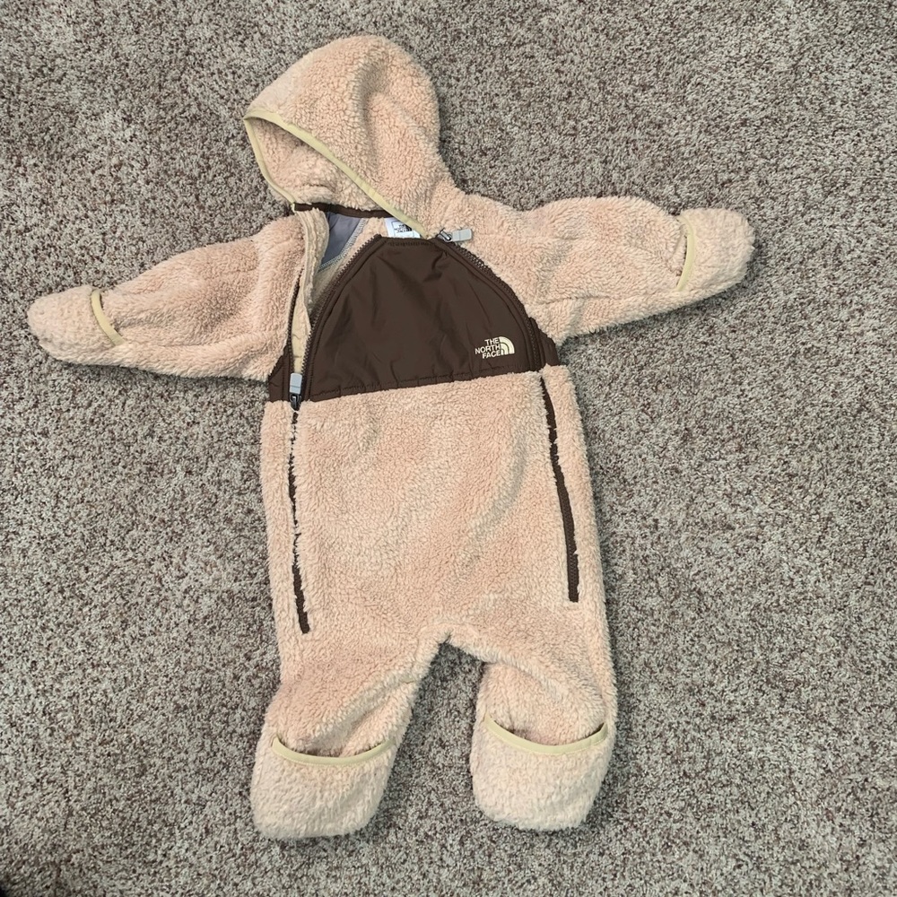 The North Face Baby Fleece Bunting in Cream and Brown